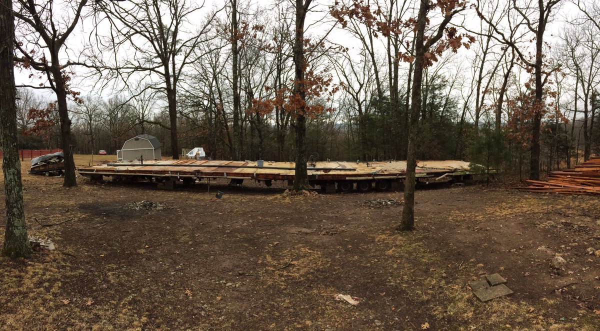 heckleur's tweet photo. More renovations at the @lebutthead residence #methteeth #cleanslate #toreup #doublewide #tripleaxle https://t.co/qnxMD5XZJl