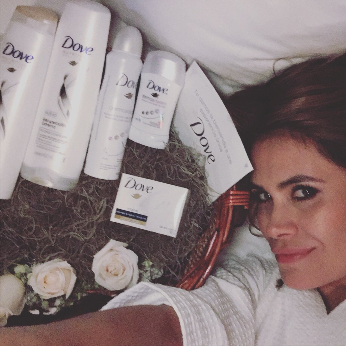 Estefaniautcs's tweet photo. #BellezaReal es ver en nosotras mismas eso que nos hace tan únicas y diferente ante los demás #DoveEsBelleza #YoUsoDove https://t.co/teDYdoeYiz