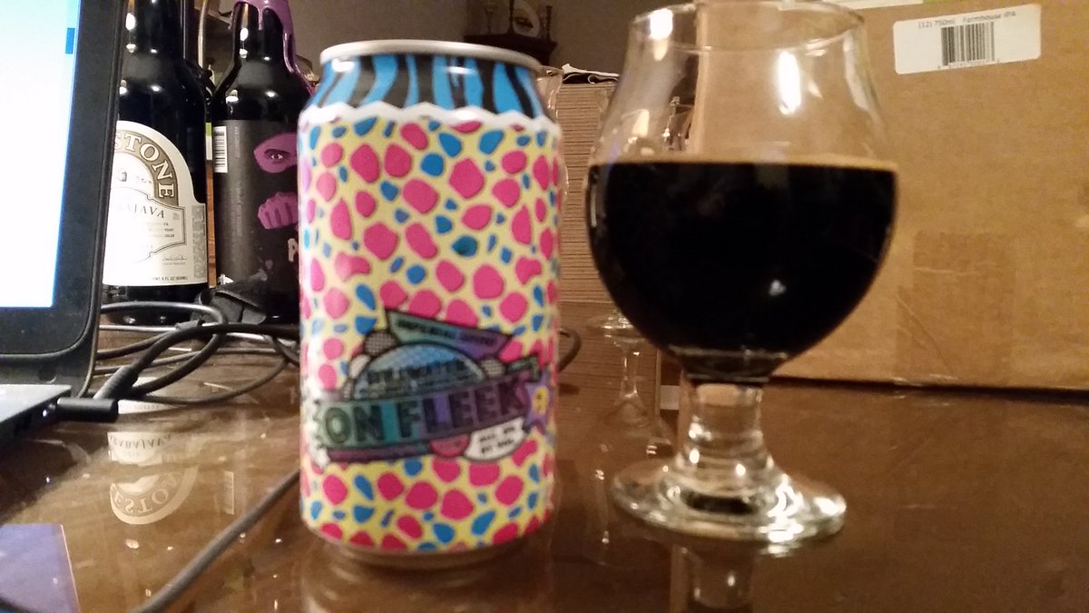 chipmagnetnlv's tweet photo. #TopBrewsTues Stillwater / Casita Cerveceria - On Fleek. And a sneaky little ninja #assassin16 trying to make it a Really Special Tuesday! https://t.co/47Ekzkegcf