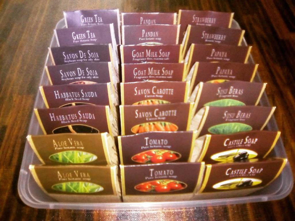 Warisan_Bumi's tweet photo. All 12 Warisan Bumi bar soaps ;)
.
#sabunwarisanbumi #barsoap #nonscented https://t.co/oW4ffstZM1 https://t.co/1bqhFfUI7N