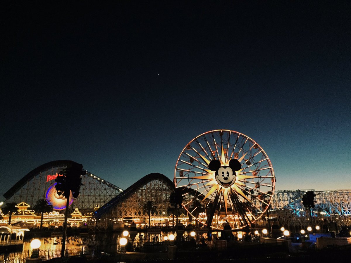 harryasdisney's tweet photo. California Adventure https://t.co/Qwq59xGqY4