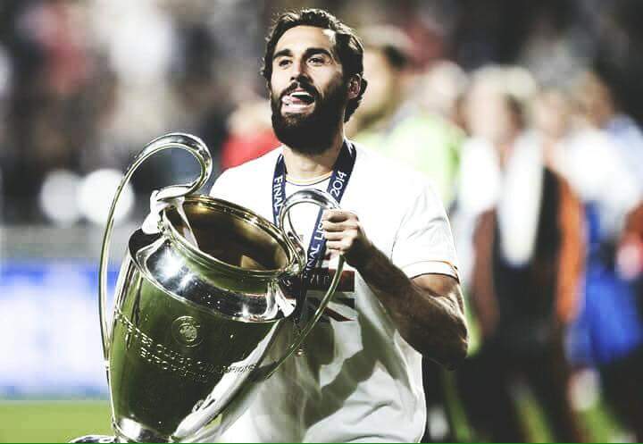 Happy birthday to the king Álvaro Arbeloa    