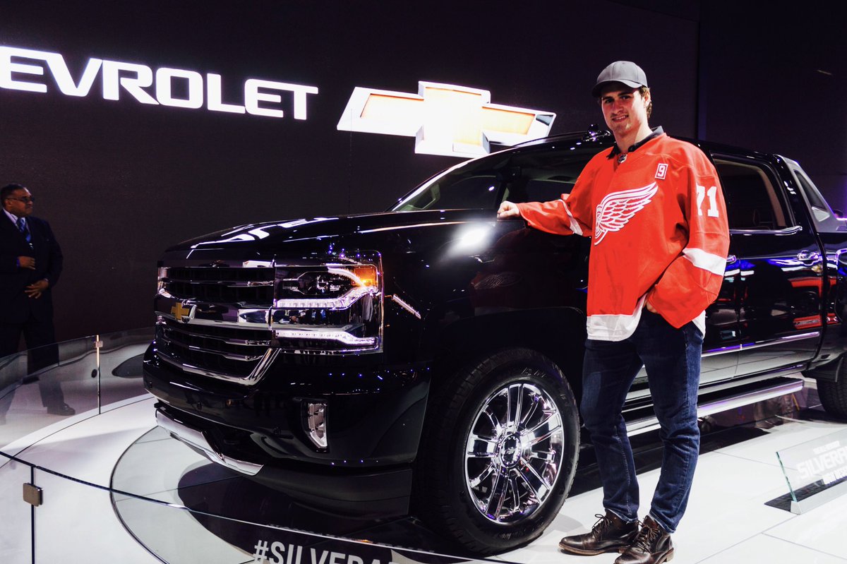 Dylanlarkin39's tweet photo. Great experience partnering with @chevrolet and checking out all the new vehicles at #NAIAS. Have you gone yet? https://t.co/Ohv9bdCqOb