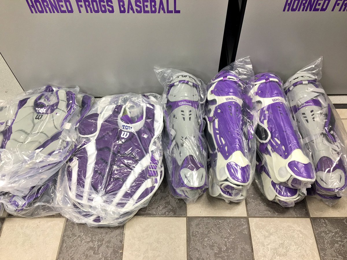 CoopSholder's tweet photo. @DeMarini batting gloves & helmets, + @WilsonSportingG travel bags & catchers gear unpacked and ready for the πΈs! #WinEveryday #WonTuesday https://t.co/PJ891W1BdY