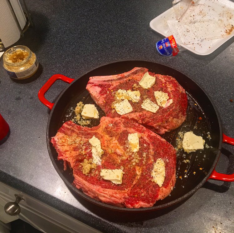 codyboston19's tweet photo. Cooking up these fukers bc I got no parents #chefcody somebody marry us https://t.co/LW1Xbejae3