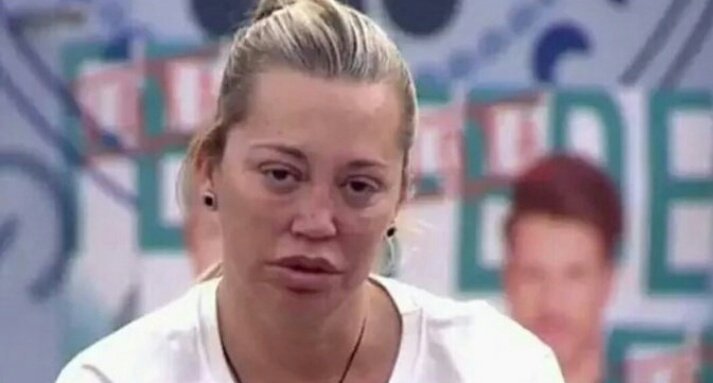 DIOSAPELITOZ's tweet photo. Pero la hermana de Toño ve el 24 horas? PREGUNTO
#Limite1GHVIP https://t.co/4pQUOWEUco