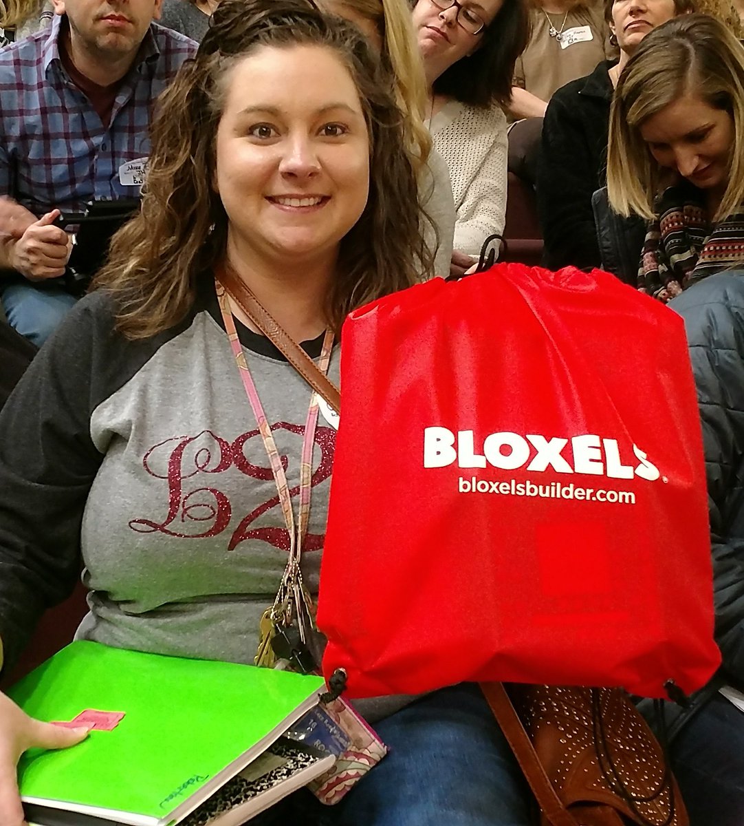 GambillJulie's tweet photo. Big TY to my Bloxels Boys&amp;1Girl 4 attending 2day's #PBCONNECT. This was a drawing winner. Many Ts ❤️'d Bloxels! #pblearns @bloxelsbuilder https://t.co/O0xlaY0yej