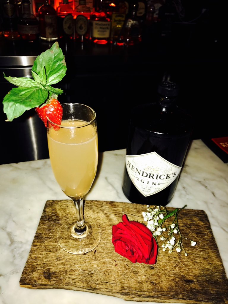 whitmanandbloom's tweet photo. Hash Tags

Come enjoy "Erin's French 75 " tonight only!! https://t.co/V3Fc8SmHMW