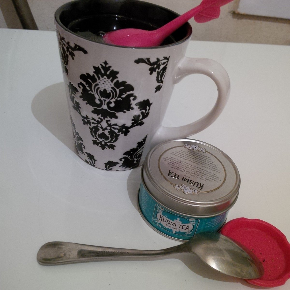JKnightclub's tweet photo. My #bluedetox night feel so Good 👌💟 @KusmiTea https://t.co/lyDI9XjmXB