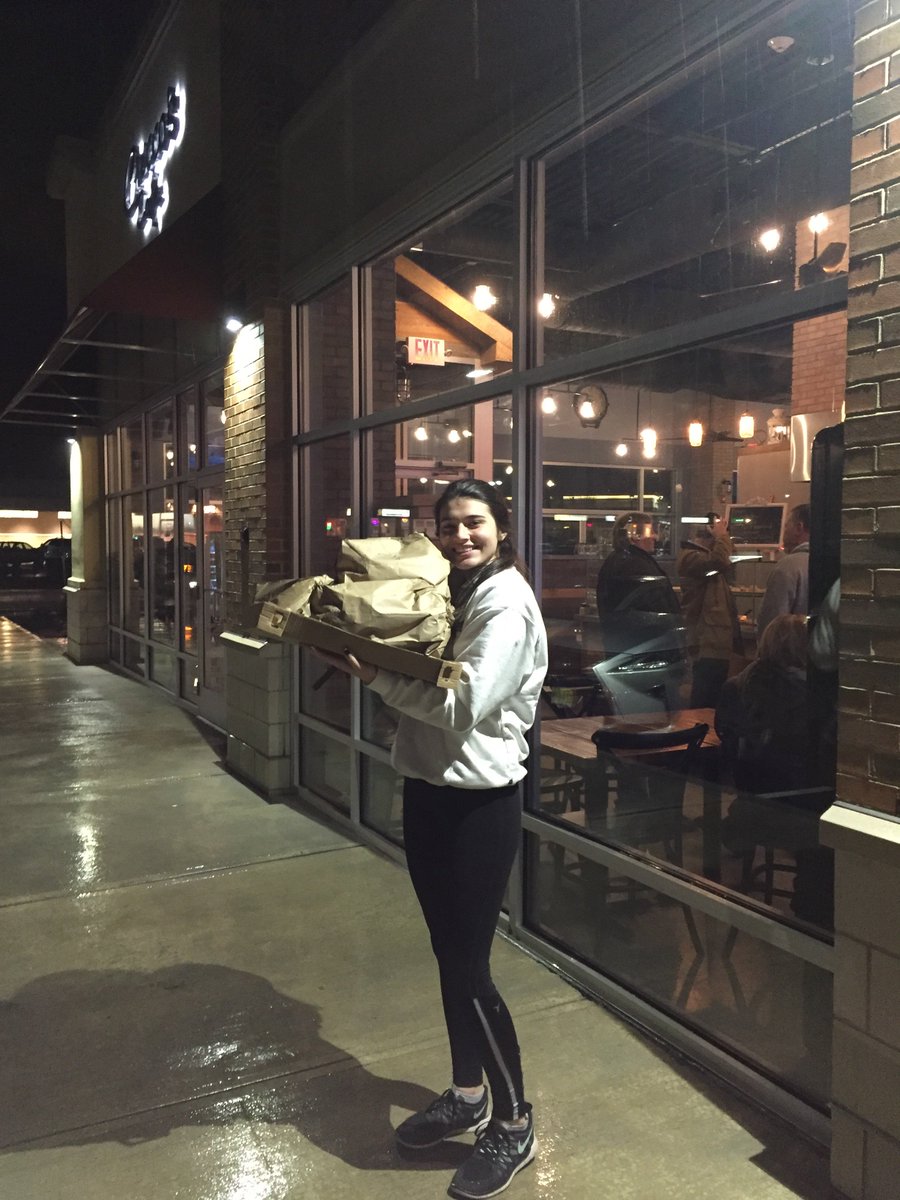 oliviacatalano_'s tweet photo. #Crecgoforprom https://t.co/ui97MTcm0I