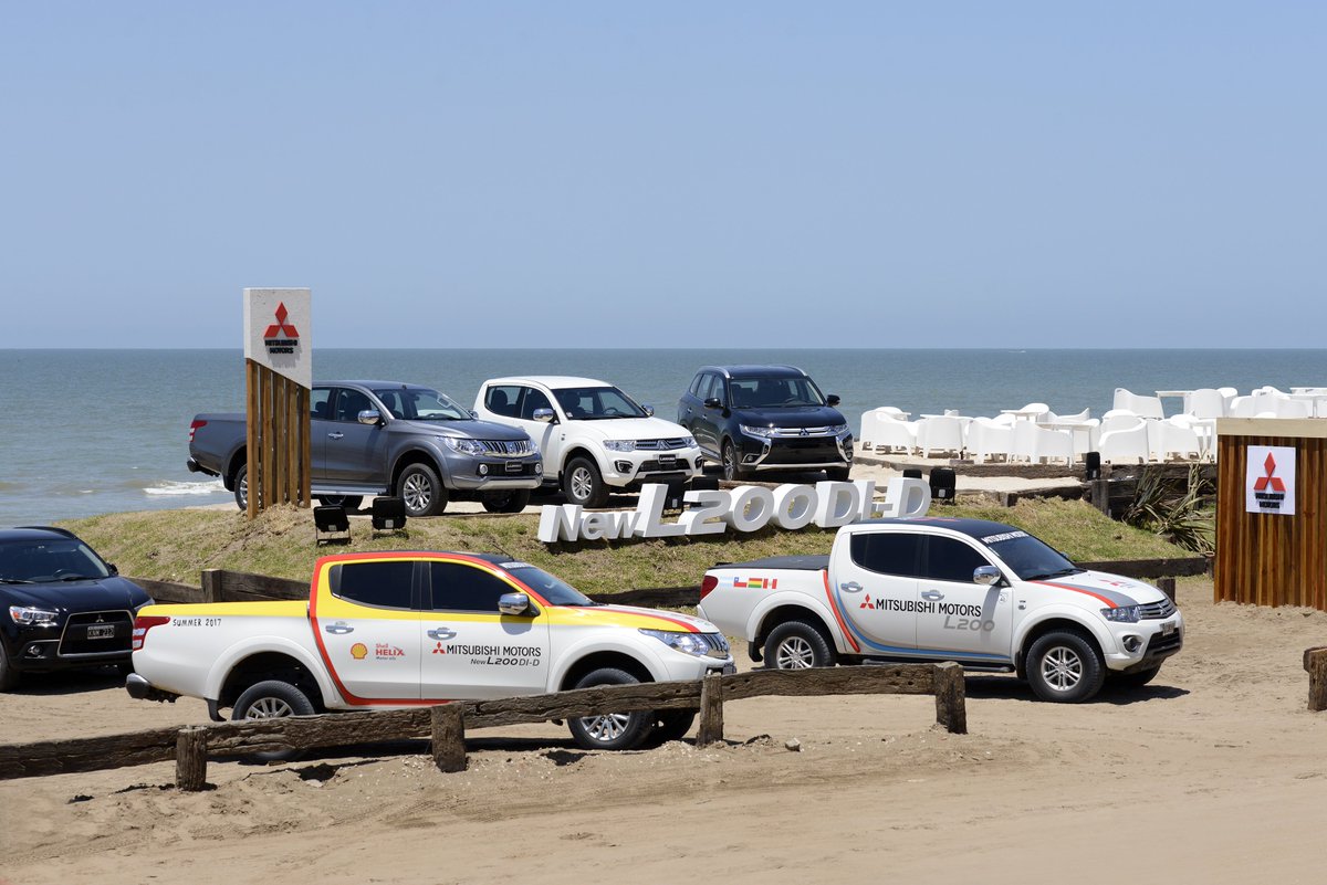 SebaDiegoRamos's tweet photo. #verano2017 Mitsubishi en @prensapinamar https://t.co/UYdhw8drGA https://t.co/gKm0lVet04