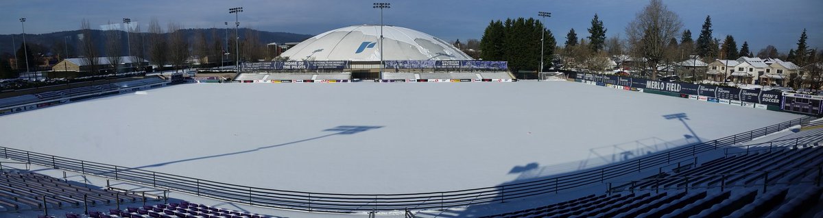 PortlandMSOC's tweet photo. Beautiful Picture of the Winter Version of #MerloField taken by our very own @ATurfMan , the best in the biz!!! #GoPilots #1T1G1F ⚽️ ❄️ https://t.co/VdBryoEvOP
