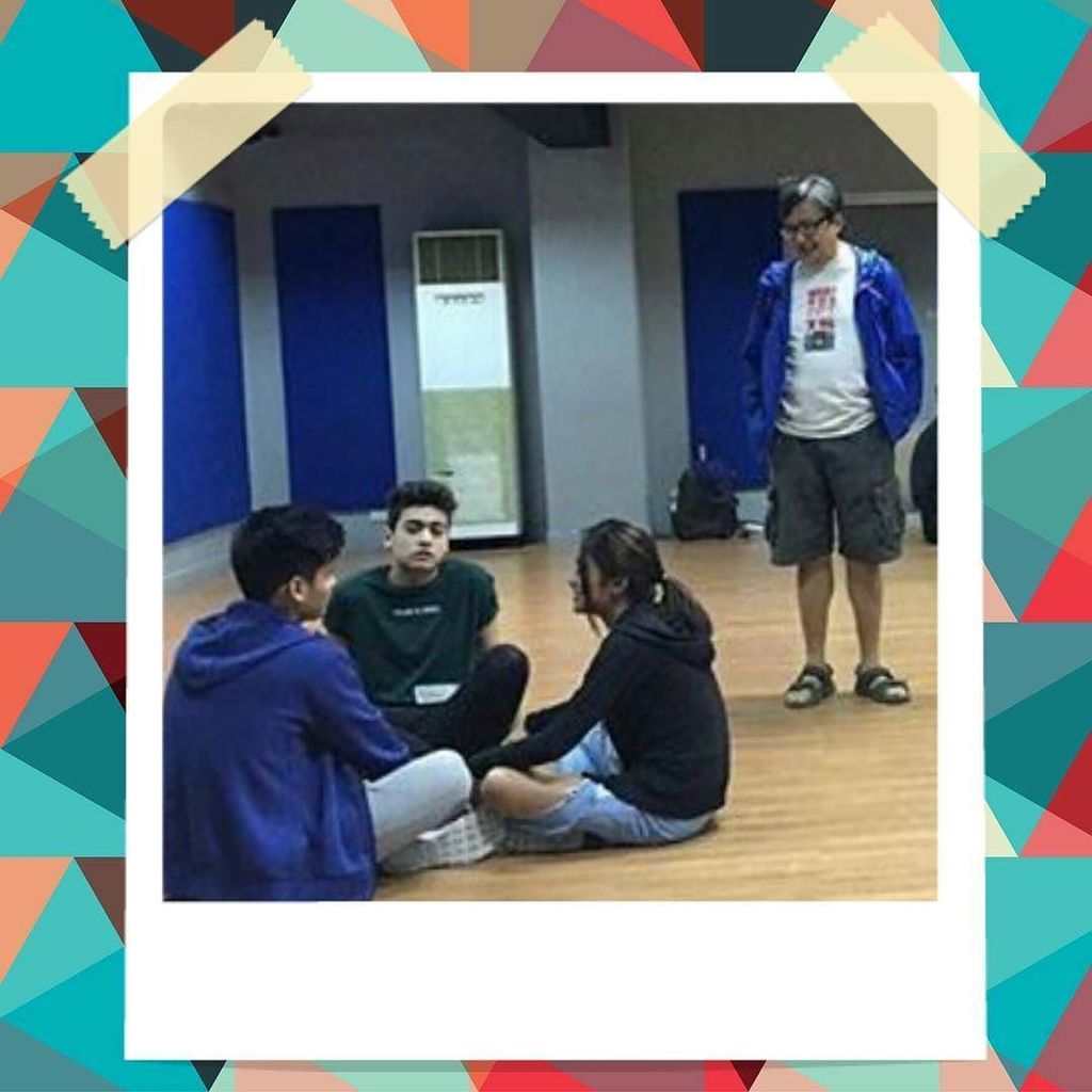MARCOroonsOFC's tweet photo. Friends stick together. Hello @iamchristianmpbb @notvivoree_ @marcogalloc #MARCOroons https://t.co/4xsnlax3TZ https://t.co/X8Pbk46Yu2