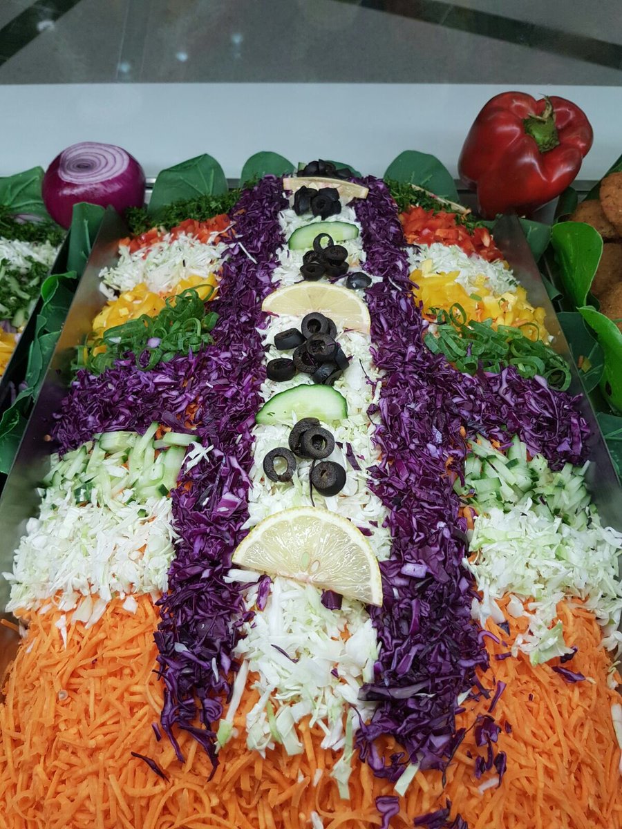 OriginKebabs's tweet photo. #Indooroopilly #originkebabs #compeition continues #mostcreative #saladbar Who Do You Think Should #win ?? https://t.co/C4mBZ0fOe4