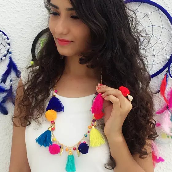 Our seller Dhara from Dhara Art adorning the beautiful boho tassel neckpiece! To buy, visit shopo.in/dharaparekh
#Shopotime #Shopoholic