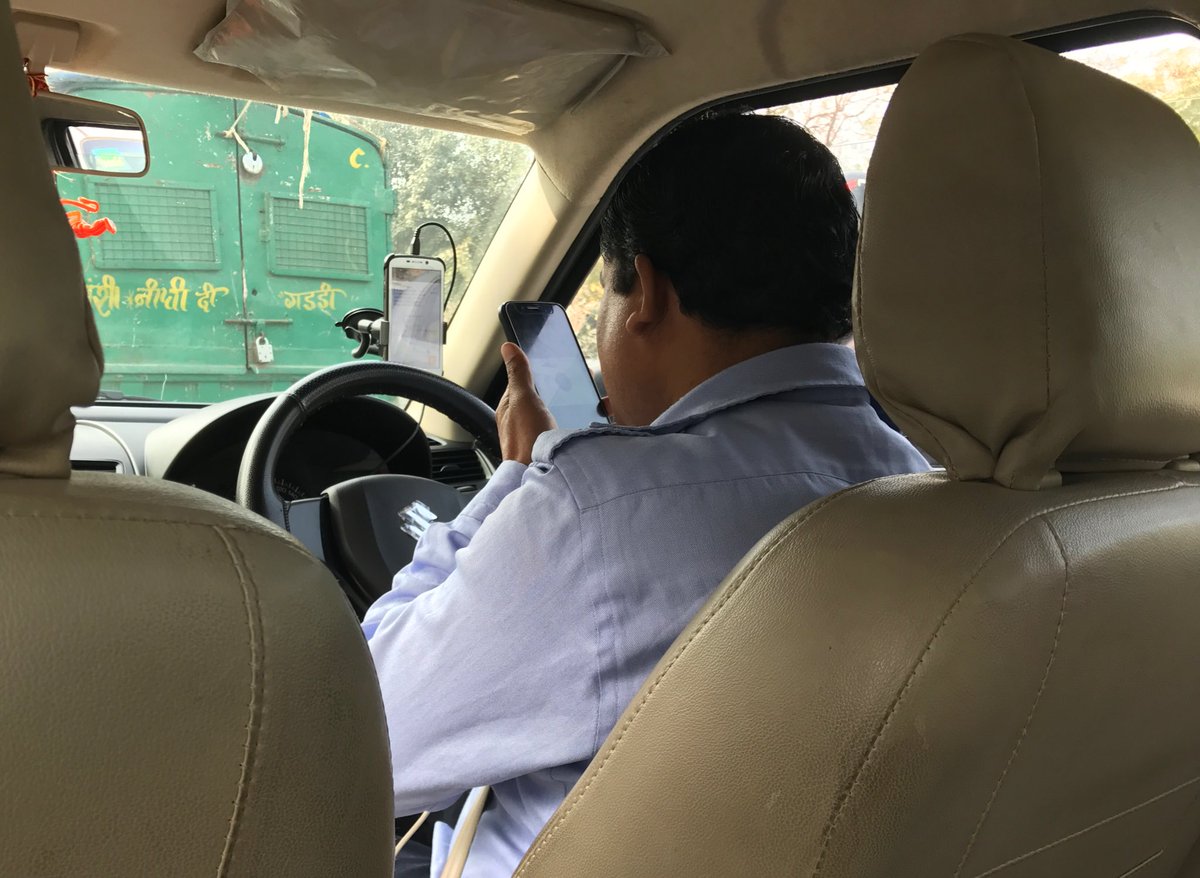 keyamadhvani's tweet photo. Dilli @Uber_India driver on OK Googling the directions to our location: "Kabhi samajhti hain aur kabhi galat raasta pe leti hain." #TechFTW https://t.co/ocxYef6LzB