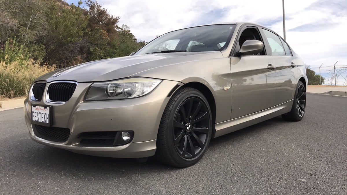 BMWShowcase's tweet photo. BMW 328i https://t.co/Hv3fq6WzTw