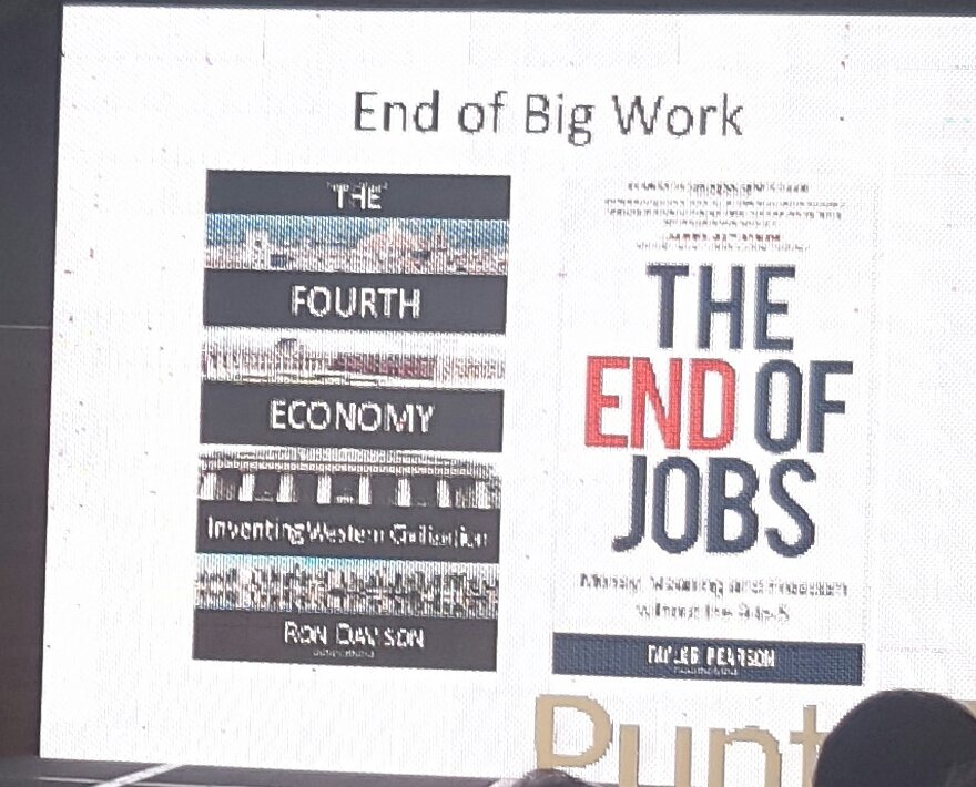 titititon's tweet image. @marvinliao nos recomendó en #puntatech2017 estos libros parecen interesantes