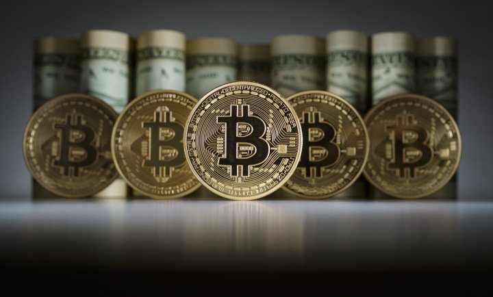 FortuneMagazine's tweet image. Bitcoin exchange employee pleads guilty in case tied to hacking for.tn/2juf6Q5
