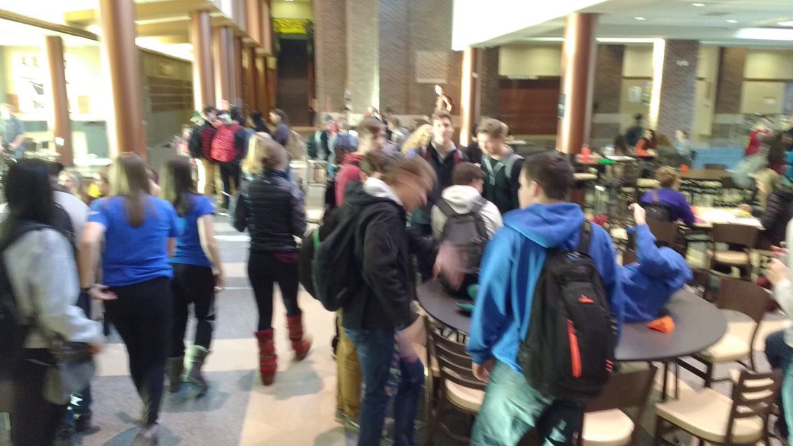 HunterPrideDHS's tweet photo. Cocoa and Cram, what a great event. Good luck students on your final exams!  Thank you Denfeld Staff! @PrincTMScon @GoDuluthSchools https://t.co/xJf9TMkflA