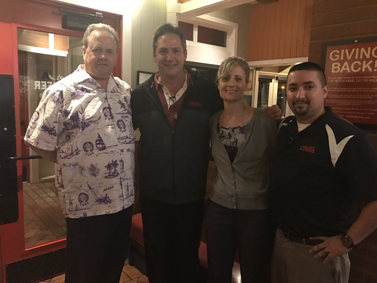 JBarraza6's tweet photo. California Chili's supporting the ELKs Purple Pig Fundraiser.. Thanks Steve and Gabe! https://t.co/ZVkNVFTBHo