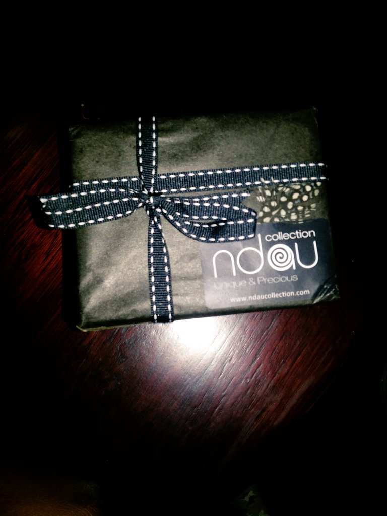 melching91's tweet photo. Guess what arrived on my doorstep.i am speechless!!!! #NdauCollection @GilmoreTee @NdauCollection https://t.co/4kpMfwh0K7