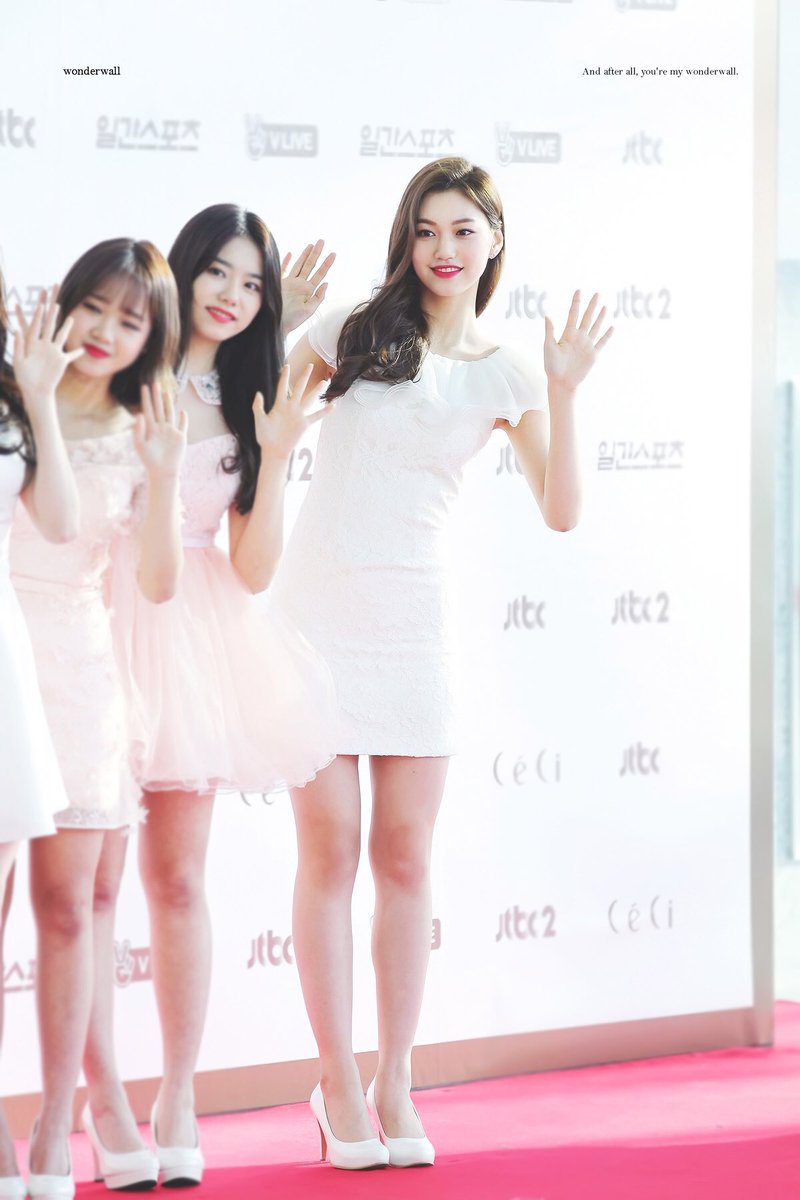 wonderwall_dy's tweet image. It's raining day in, day out.
#도연 #김도연 #아이오아이