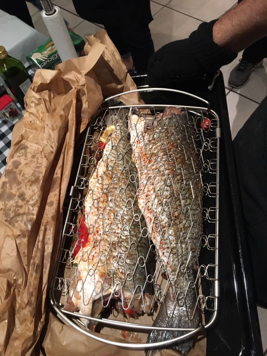 EgoliGas's tweet photo. Cook like a chef with #Sharonglass this summer
MEDITERRANEAN SEA BASS WITH SALSA AND GUACAMOLE
Recipe: https://t.co/99TLoIQQoe https://t.co/zQiQENI3o3