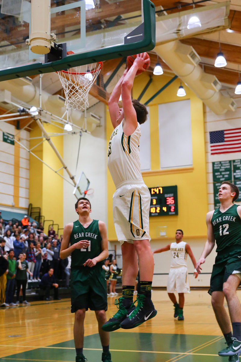 owlsnews's tweet photo. Dunk of the Night!!! https://t.co/vjM5lnsEBY