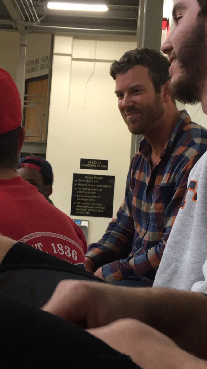 rileyemma7's tweet photo. No big deal James Taylor from the bachelor was at our intramural basketball games tonight #justHardingthings https://t.co/2FRkmZbC3Y