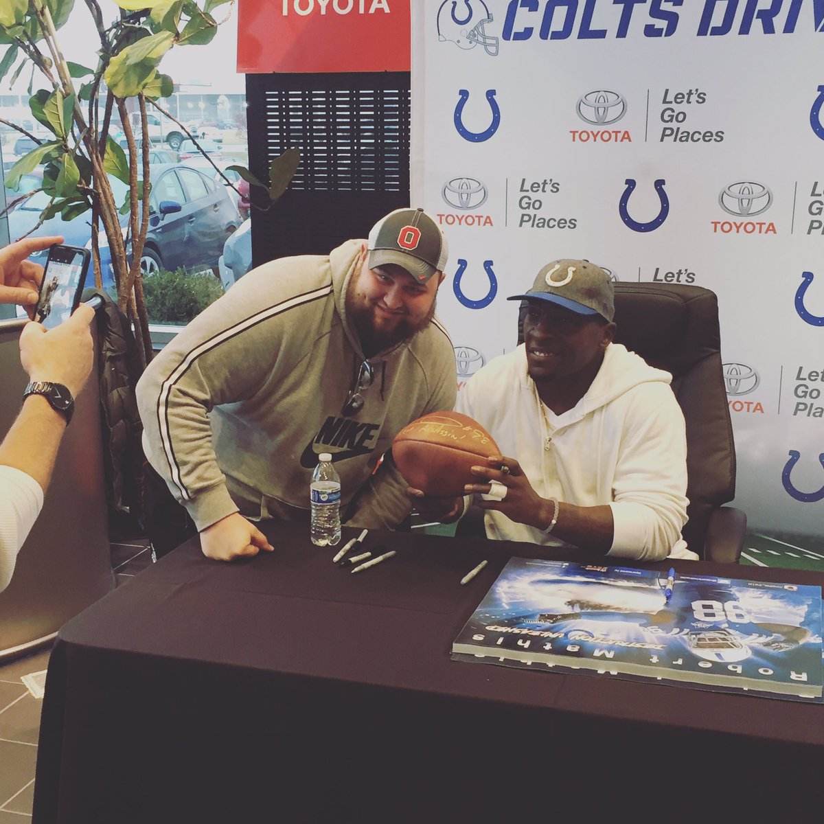 TylerDeWees's tweet photo. @RobertMathis98 it was great getting to see you today. Enjoy retirement #colts #football https://t.co/zdmvSWCeNl