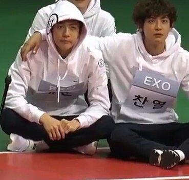 ChanHunES tweet picture