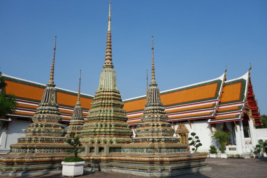 MariaAbroad's tweet photo. #Asia Month 2: Culture, history, celebrations &amp; threatened with a needle! https://t.co/1V27HISaUR #travel #backpacking via @Travel_Explore1 https://t.co/mKMbN7ZyCf