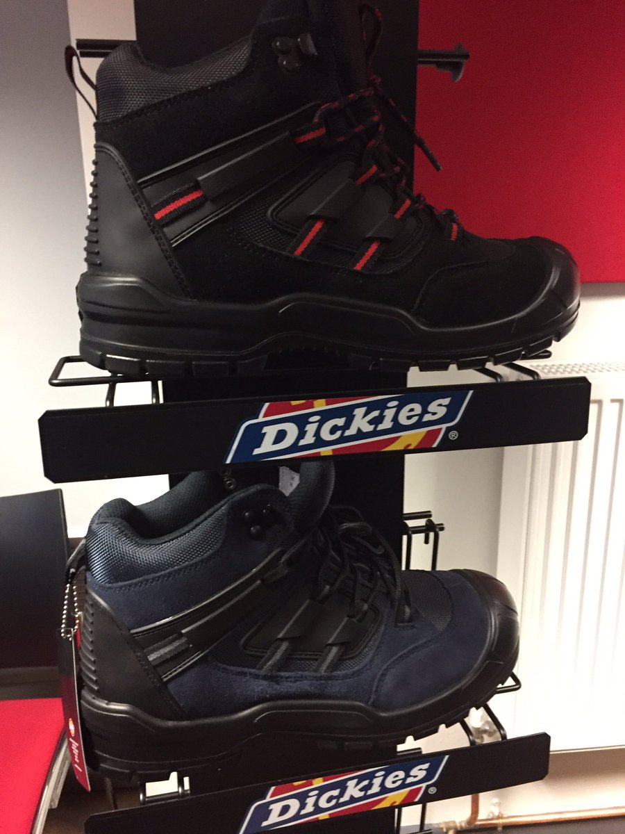 #workwearwednesday #dickies #workwear #productlaunch <a href="/mammothworkwear/">Mammoth Workwear</a> <a href="/workwear_ltd/">Workwear (East Anglia) Ltd</a> @KentBlaxill <a href="/RIDGEONS/">HUWS GRAY RIDGEONS</a> @serialtrainer7