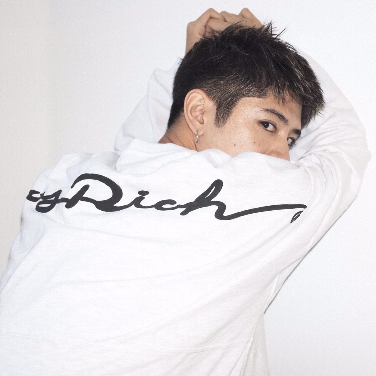 Olive Popeye ワンオクのtakaさん 高良健吾さん愛用ピアスが入荷しました カジュアルなスタイリング ｖivifyのアクセサリーは全て手作業で制作 長く愛用できる素敵なアクセサリー 女の子がつけても可愛い 高良健吾 Oneokrock ワンオク好きな人rt