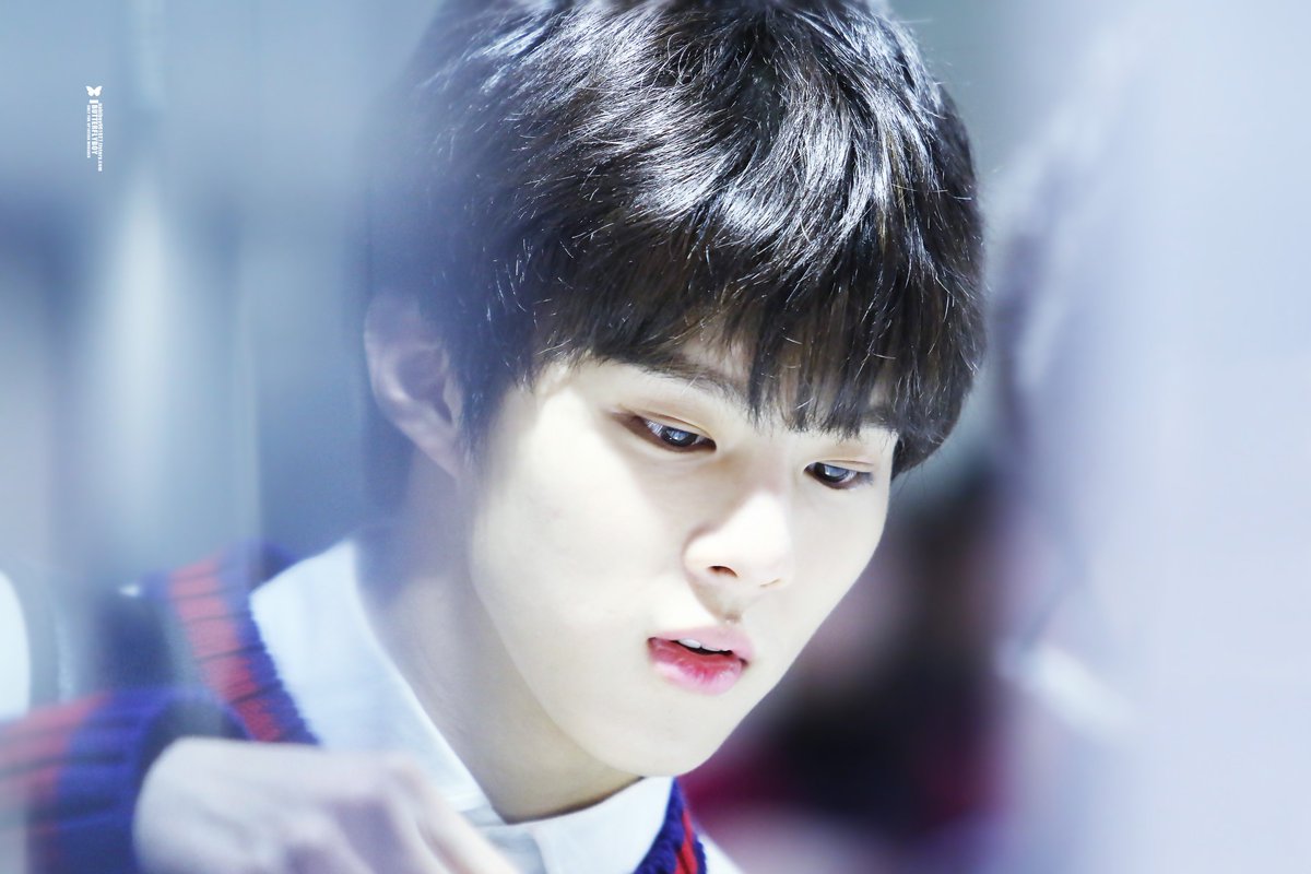 170115 오사카공항 HD4P UPLOADED!

물을 하루라도 안 먹으면 안 되는 것 처럼 하루라도 안보면 힘들어. 

#업텐션 #우신 #UP10TION #WOOSHIN #BURST #하얗게_불태웠어 <a href="/UP10TION/">업텐션(UP10TION)</a>