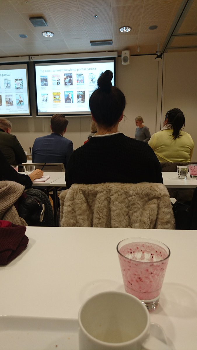 SMuuronen's tweet photo. @AlmaMedia_FI -koulutuksessa. Staying on top of the game #sisältömarkkinointi https://t.co/uIGOoyoRid