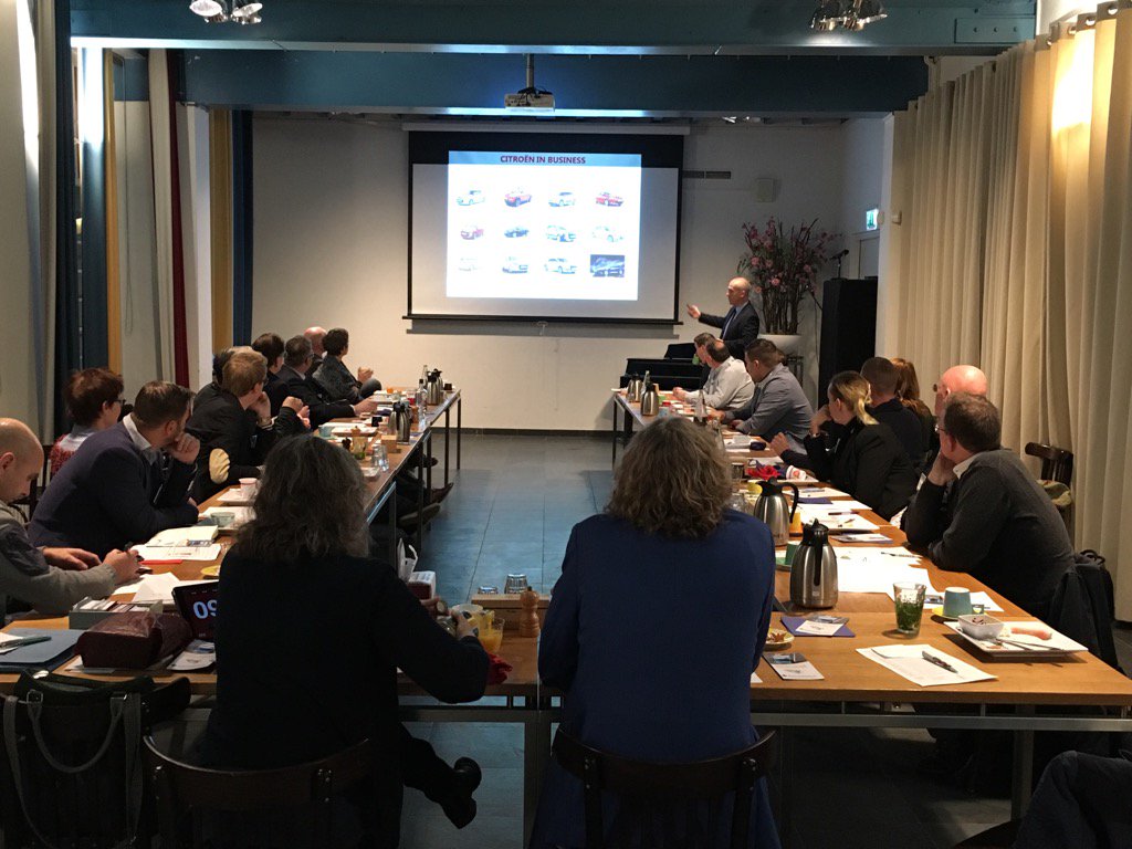 looijens tweet media