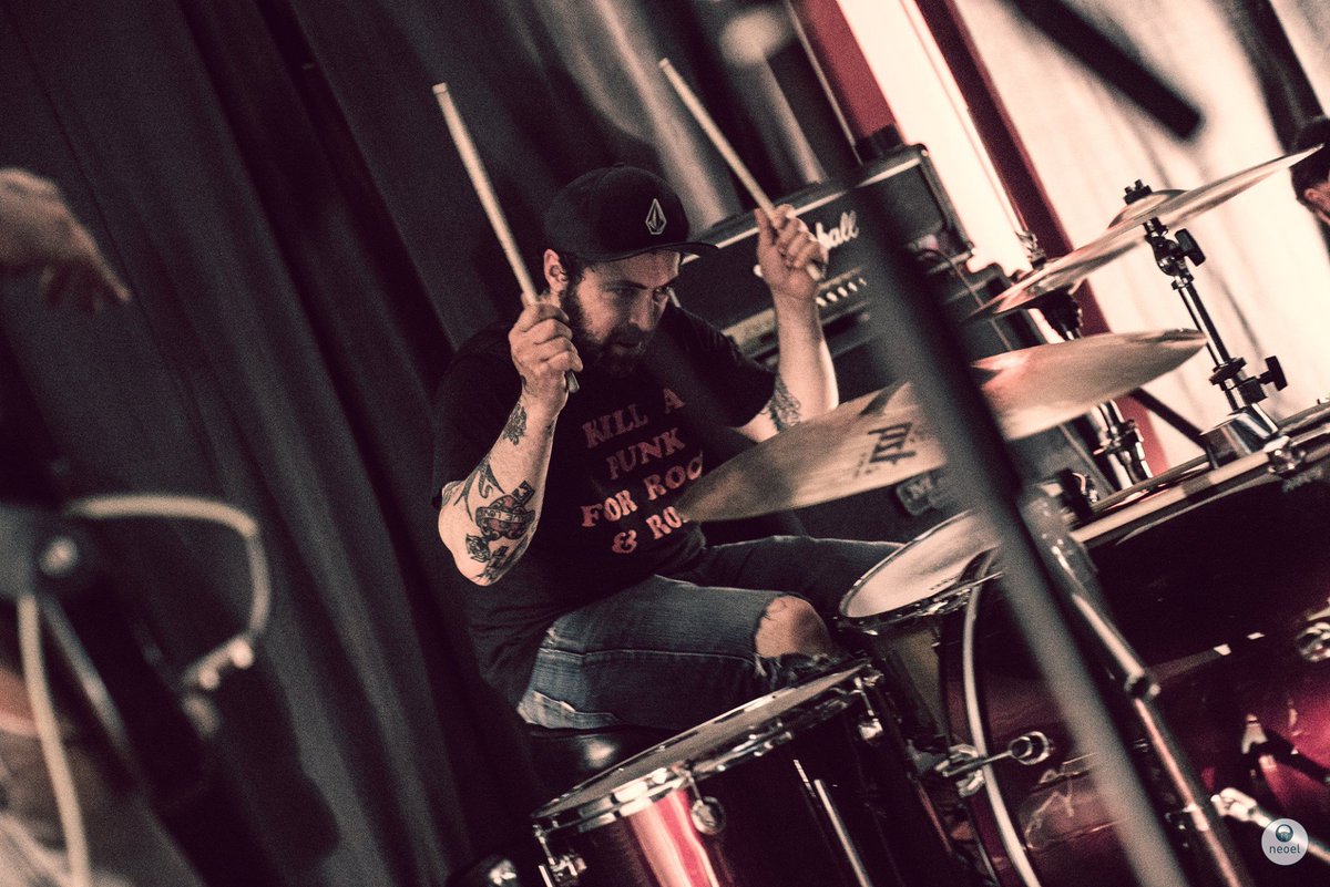 FceRecords's tweet photo. FCE RECORDS family
@ThunderBomber (Punkrock, Mantova) https://t.co/bYH0Pg6dzN
https://t.co/JLiGDkPuVy https://t.co/YomwIwix3n