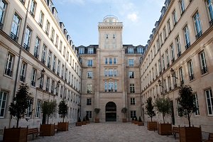 EBFeu's tweet photo. EBF response to @ESMAComms consultation paper on draft RTS on #packageorders for which there is a liquid market β‘οΈ https://t.co/0WqjMHsb00 https://t.co/3OPByzRDWu