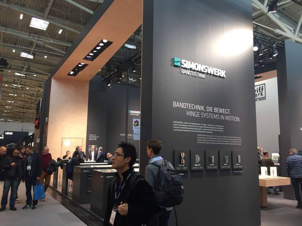 simonswerkuk's tweet image. Another busy day at the BAU exhibition Munich #concealedhinge @BAU_Muenchen @BAUArch