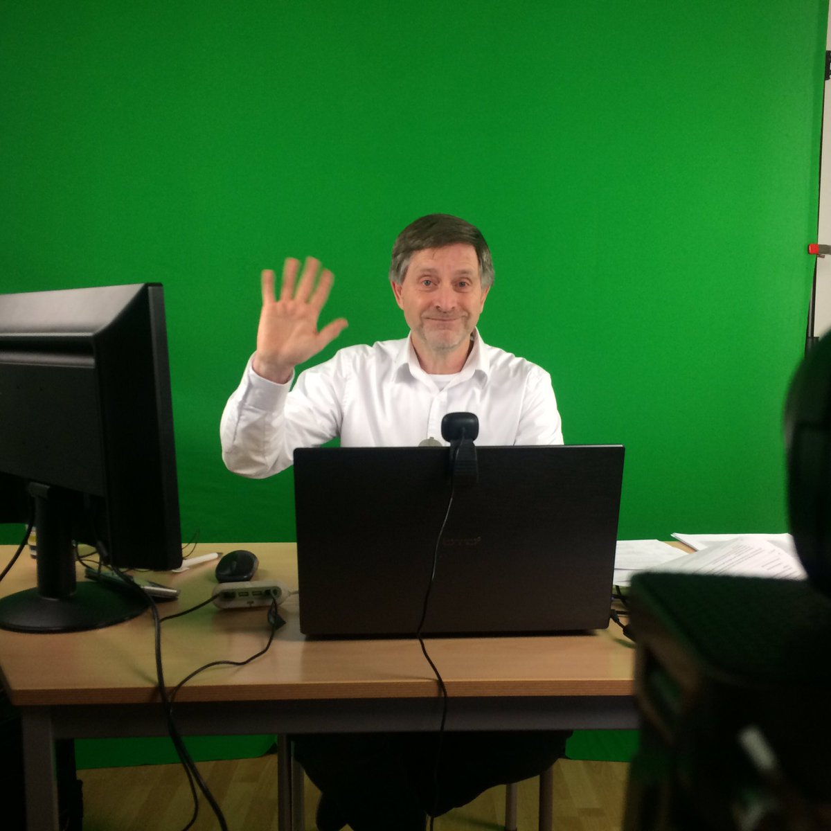 IncuraSoftware's tweet photo. Het allereerste Webinar Jaarwerk gaat zo van start. Henk zit alvast klaar!👨🏼‍💻 https://t.co/GbVRNhSjz0