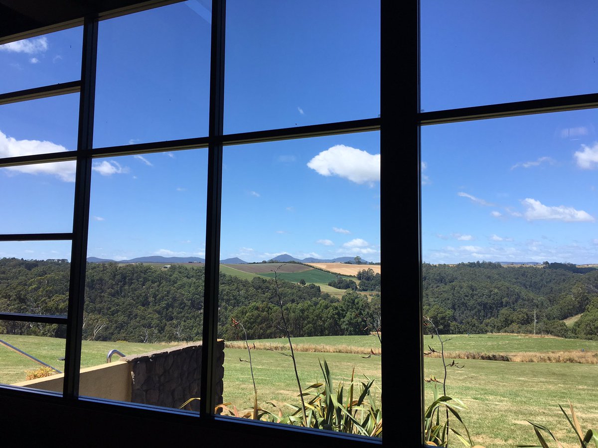 ufudrvo's tweet image. #Burnie #HellyersRoad