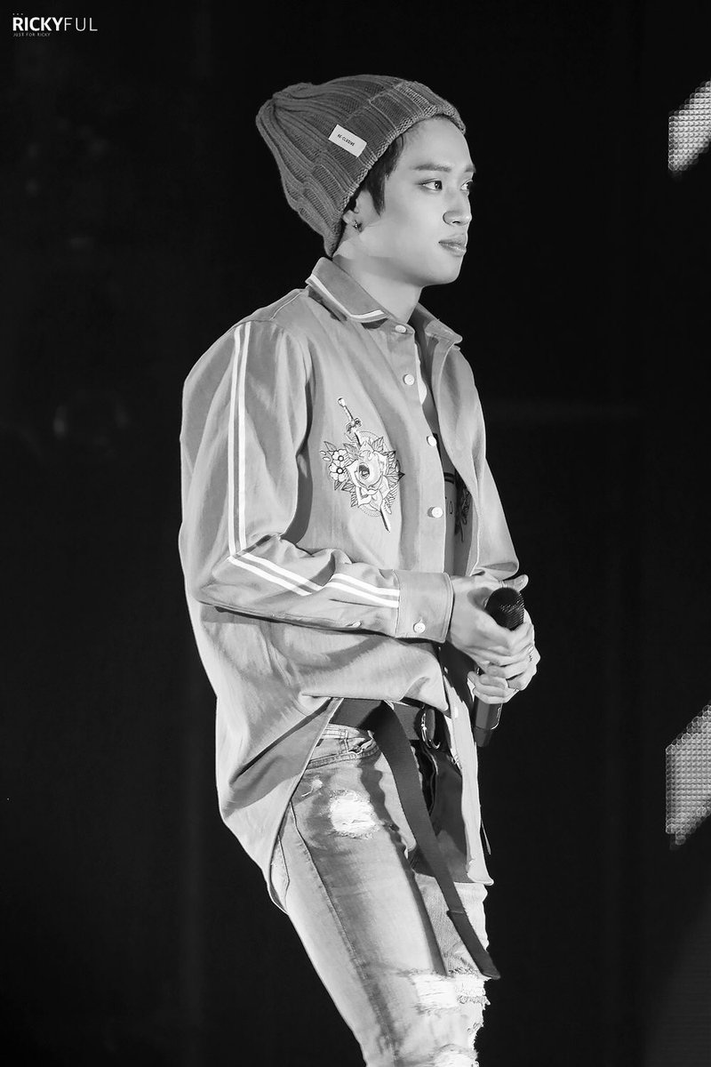 #니엘 #LOVE_AFFAIR #날울리지마 #틴탑 날 울리지마 노래 마니 들어서 너무 좋아해가지구 다들도 마니마니 듣고 스밍!!!!