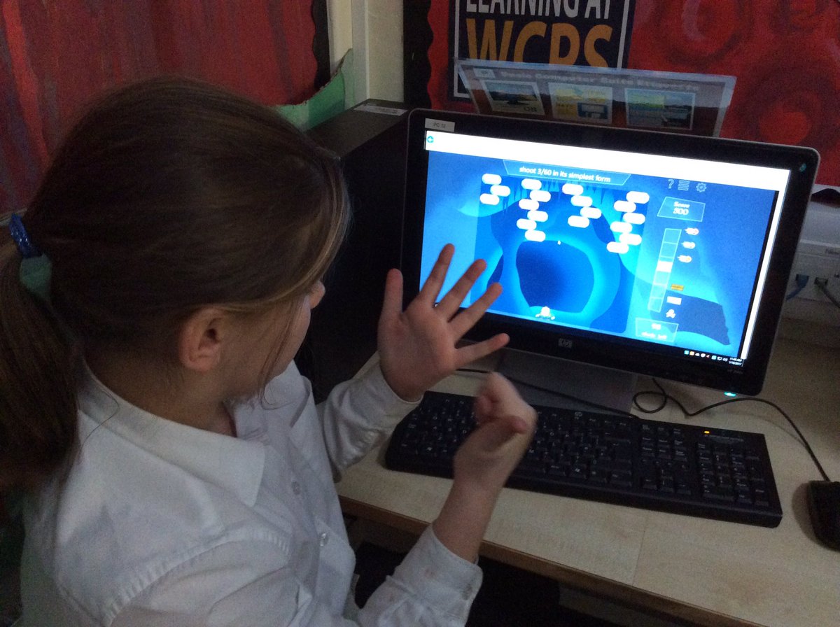Year6WCPS's tweet photo. Using our Fractions learning to complete the Crystal Crash challenge! #WCPSedu #absorbed https://t.co/W514XtXSLl