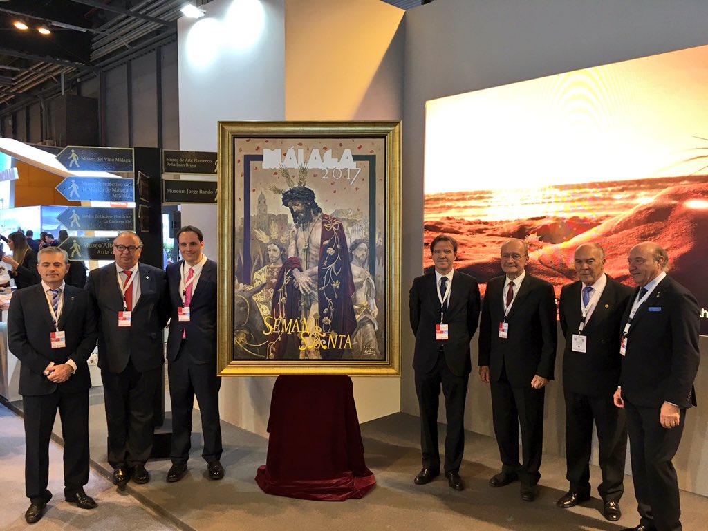 santisouviron's tweet photo. @cofradiasmalaga lleva a Madrid el cartel de @Raul_Berzosa para promocionar la Semana Santa de #Málaga #FITUR2017 https://t.co/Y7J35mY9Rg