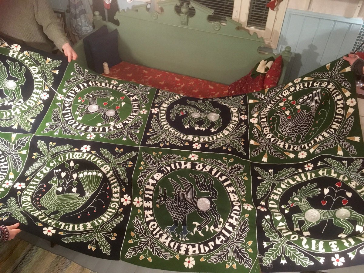 Tarkka kopio keskiaikaisesta alttarivaatteesta julkistetaan la. #harrastajaryhmä #1600käsityötuntia #16ompelijaa business.facebook.com/events/7514561…