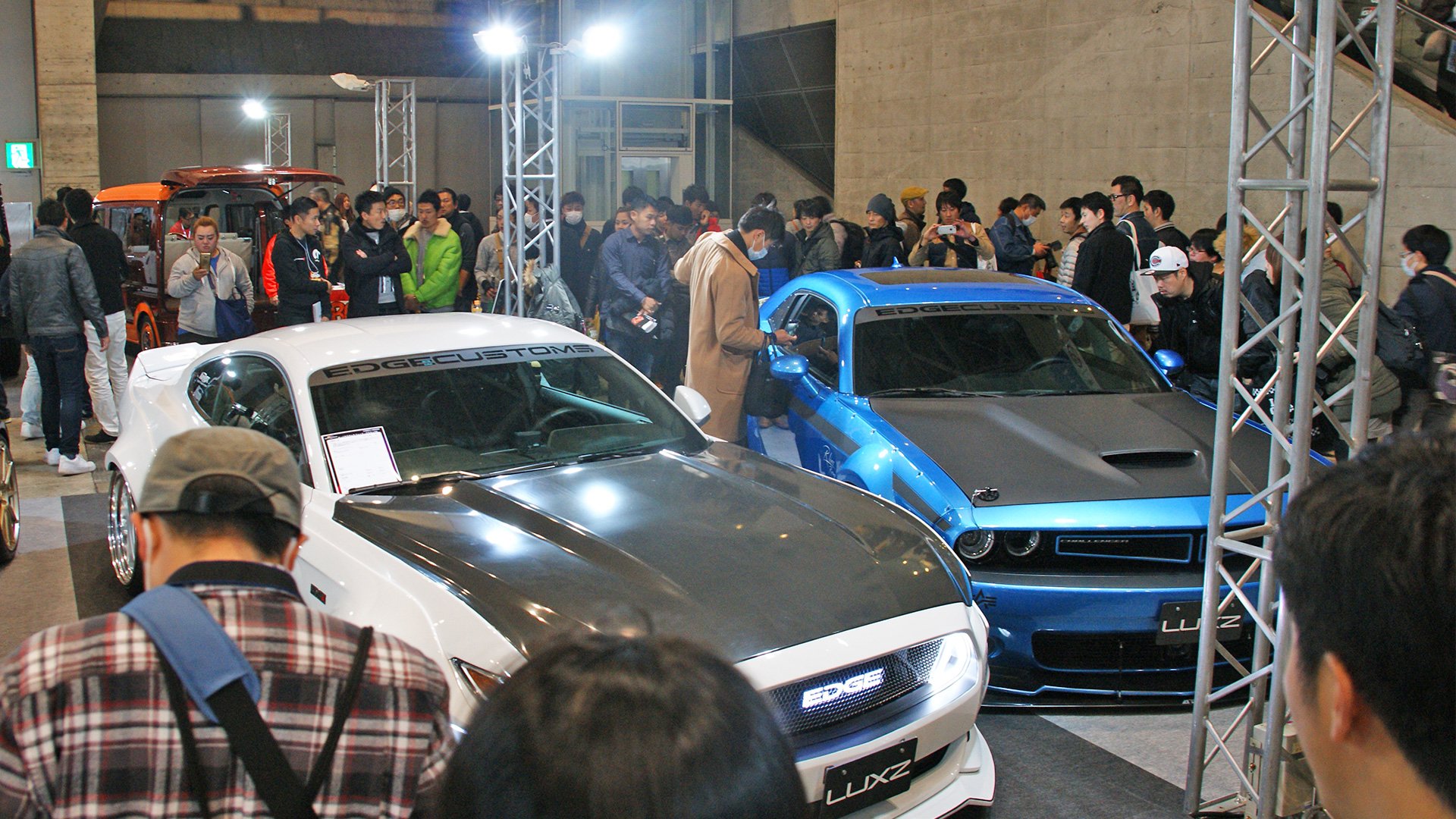 Luxz ラグジ 1 13 1 15の3日間 東京オートサロン17 にてチャレンジャーr マスタングrの2台を出展致しました オートサロン初出展ながら インポートカー部門でマスタングrが優秀賞を受賞させていただきました 有難う Luxz ラグジ 1 13 1 15の3日間 東京オートサロン17 にてチャレンジャーr マスタングrの2台を出展致しました オートサロン初出展ながら インポートカー部門でマスタングrが優秀賞を受賞させていただきました 有難う