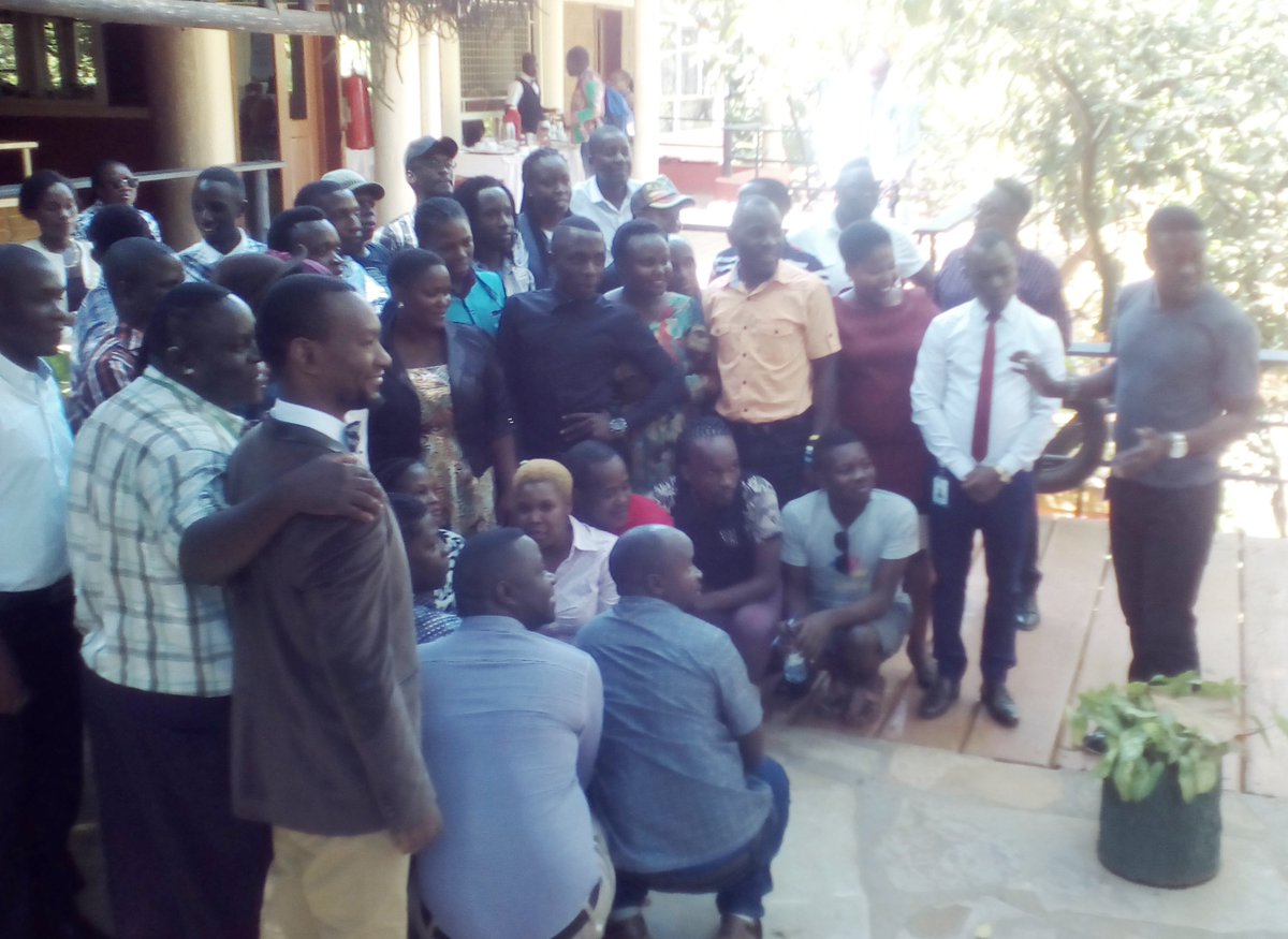 uhruganda's tweet photo. #Kp_CSOs_Engagement Meeting to draft a #Chartter to inform the Dev't of the Uganda's #GF Concept Note for 2017 - 2020 https://t.co/YagrTq2Gz4