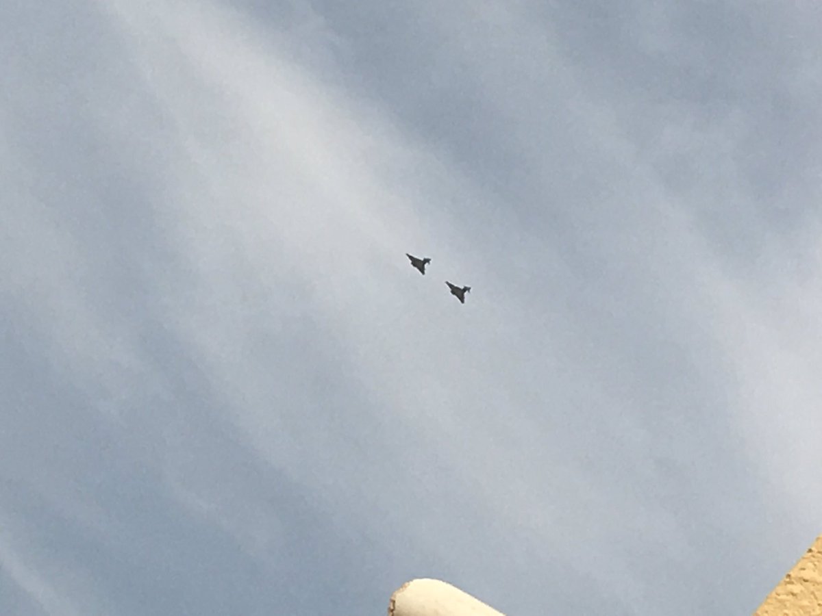 mosllm112's tweet photo. طائرات F-15 وطائرات EF-2000 في سماء الرياض اليوم 

- https://t.co/BHDSqaifms